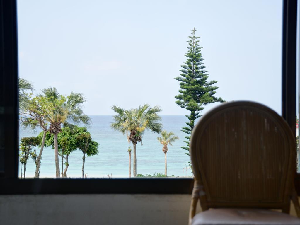 Morimar Resort Hotel Yomitan Eksteriør bilde